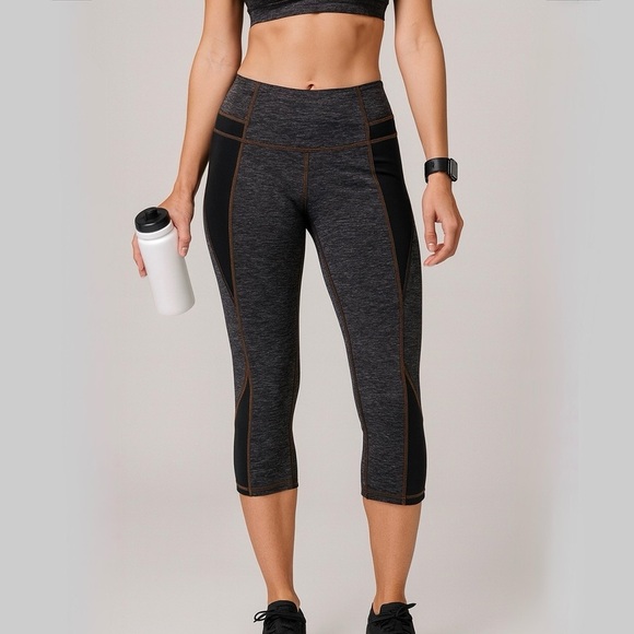 Athleta Pants - Athleta Luma Chaturanga Capri Leggings/ heather gray